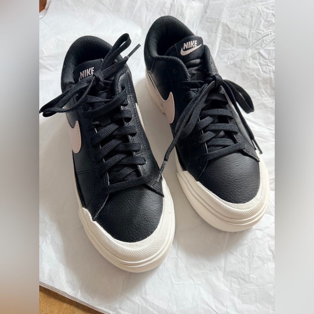 Nike Court Legacy Lift Platform Sneaker (Women)